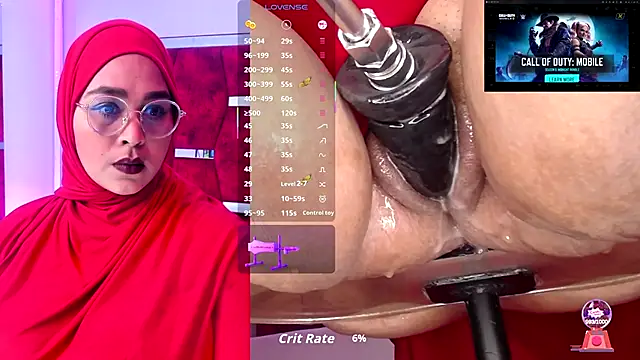 Snapshot of BBWHijab chatting on October 2, 5:45 am BBWHijab online show from October 2, 5:45 am
