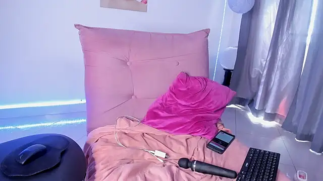 sweet cinamon online show from July 25, 4:47 pm
