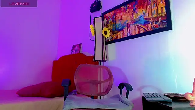 alexsandra kiss online show from April 7, 11:56 am