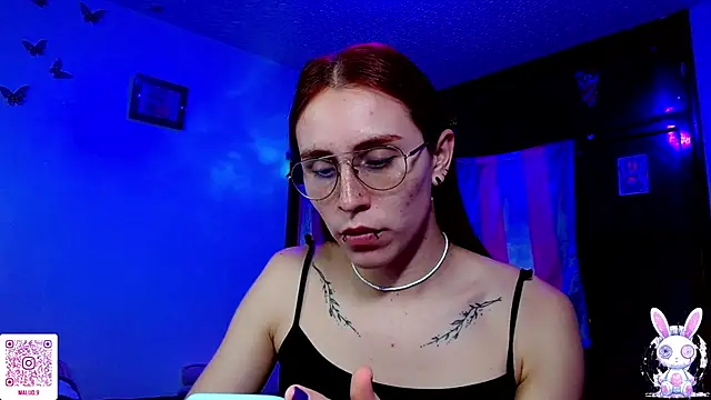 Malud09 online show from April 22, 3:03 am