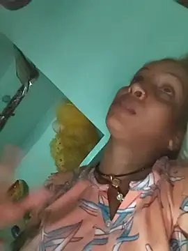 Hotty-Nidhi online show from September 30, 4:01 pm