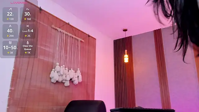 Snapshot of Abby_sinss chatting on October 14, 8:00 pm Abby sinss online show from October 14, 8:00 pm