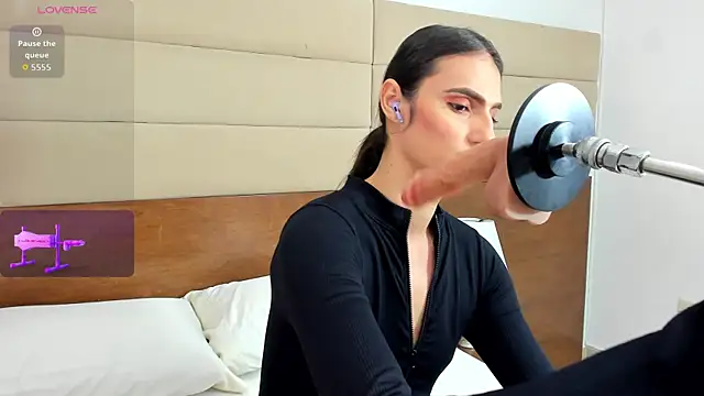 shantall skinny online show from December 19, 3:54 am