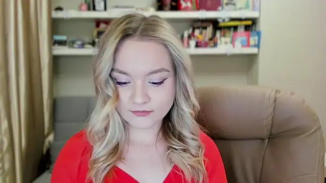 Kara Smith  online show from February 22, 10:43 pm