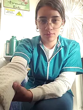 HOLY DOLL online show from November 27, 9:06 pm