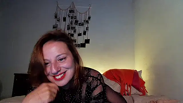 vitoriavaz online show from November 22, 7:05 pm