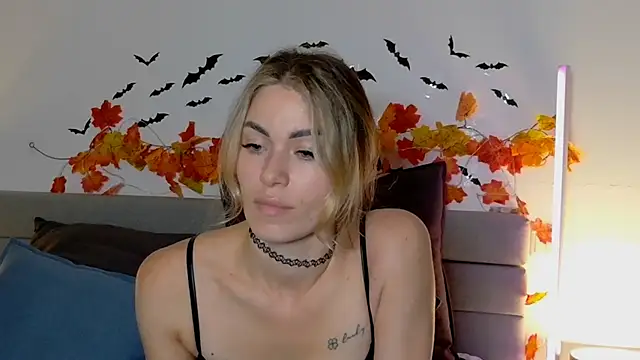 SweetDarling7 online show from October 29, 5:04 pm