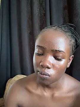 CutieShaz online show from December 20, 10:30 am