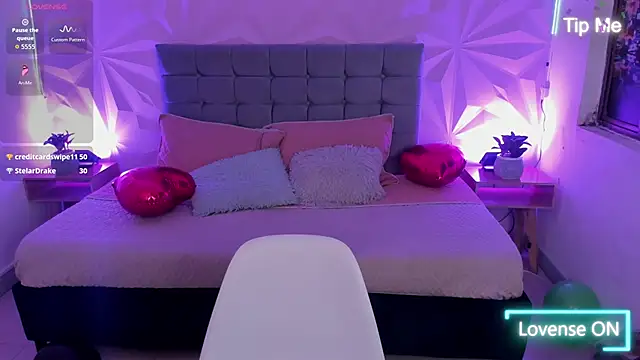 jenn cg online show from April 16, 9:25 pm