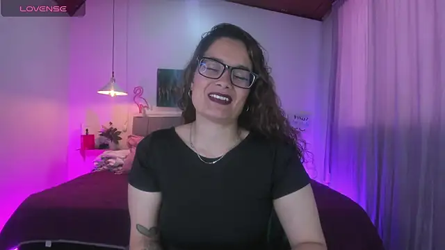 Rose Thompson1 online show from April 21, 1:29 pm