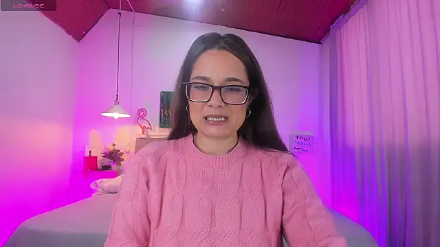 Rose Thompson1 online show from April 24, 1:36 pm