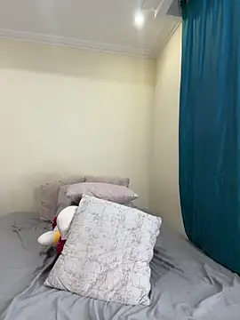 Ivelleee  online show from October 24, 12:28 am