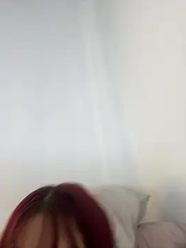 Ivelleee  online show from April 23, 9:50 pm