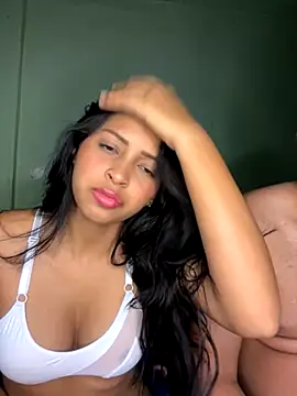 Milanyvero  online show from October 16, 3:53 am