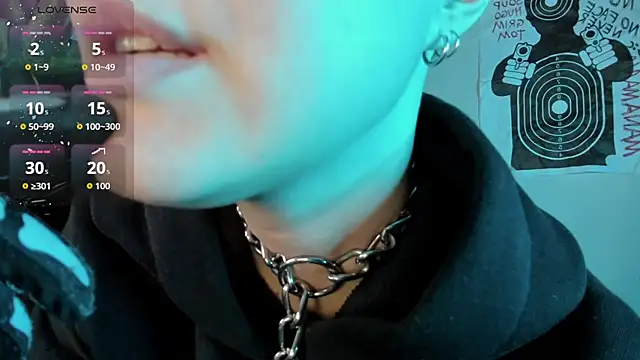 Snapshot of cos_operator chatting on September 26, 8:28 pm cos operator online show from September 26, 8:28 pm