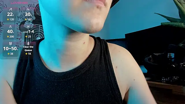 Snapshot of cos_operator chatting on September 13, 7:44 pm cos operator online show from September 13, 7:44 pm