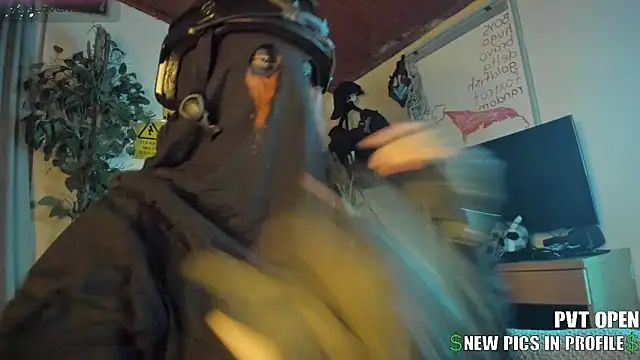 cos operator online show from January 7, 8:45 pm