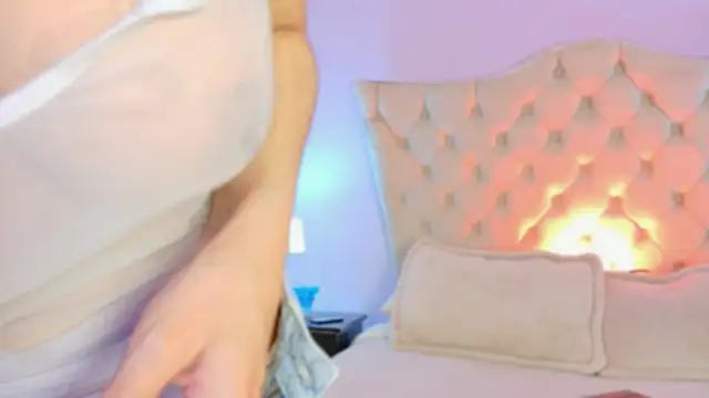 CarolineNasty online show from March 26, 8:32 pm