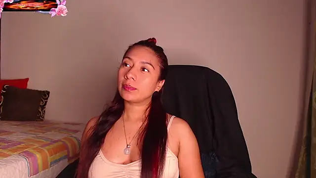 Snapshot of yes0225 chatting on October 13, 3:25 pm yes0225 online show from October 13, 3:25 pm