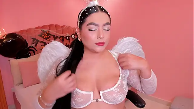 Snapshot of eva_sainnt chatting on October 31, 5:28 pm eva sainnt online show from October 31, 5:28 pm