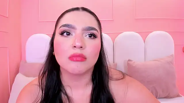 eva sainnt online show from April 9, 6:19 am