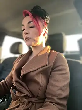 MeganFoxiy online show from March 6, 5:57 am