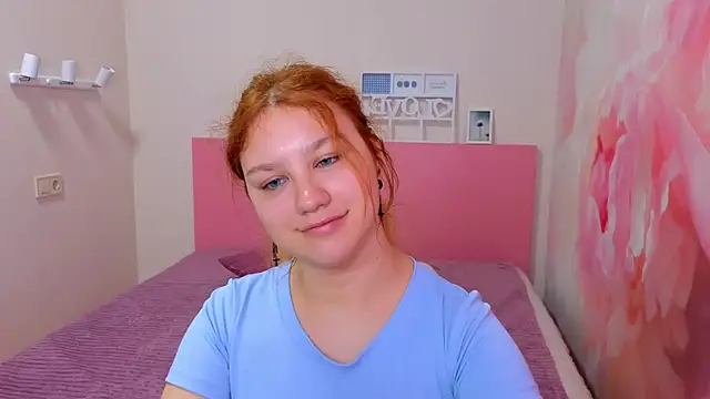 AngelinaLow online show from June 12, 11:29 am