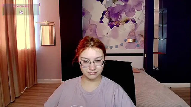 AngelinaLow online show from December 19, 12:30 pm