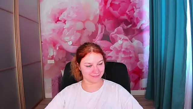 AngelinaLow online show from June 8, 11:22 am