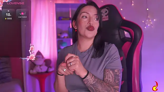 Madison Mayer online show from April 22, 12:46 pm