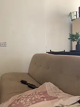 luci brecman online show from April 27, 5:54 pm