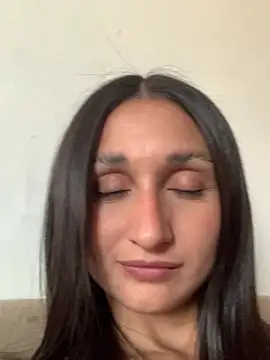 luci brecman online show from April 12, 9:39 pm