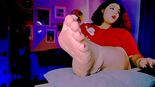 FlorenceAnderson online show from November 18, 9:32 am