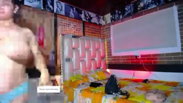 kriss sweetboobs10 online show from April 11, 12:42 pm