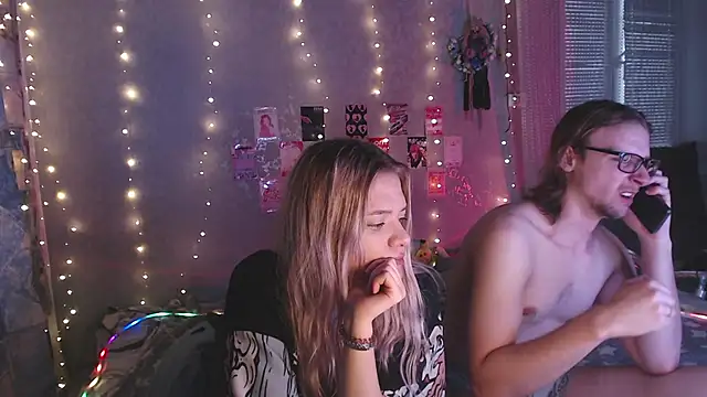 Your Horny Friends online show from May 1, 10:51 am