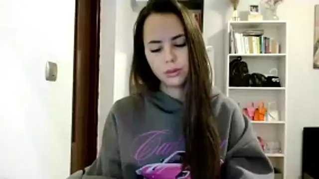 Snapshot of MayaJoy24 chatting on October 16, 7:44 am MayaJoy24 online show from October 16, 7:44 am