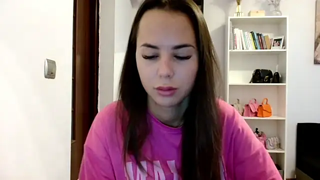 Snapshot of MayaJoy24 chatting on September 14, 6:22 am MayaJoy24 online show from September 14, 6:22 am