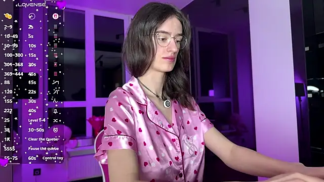 TwinTemptations online show from March 28, 7:24 pm