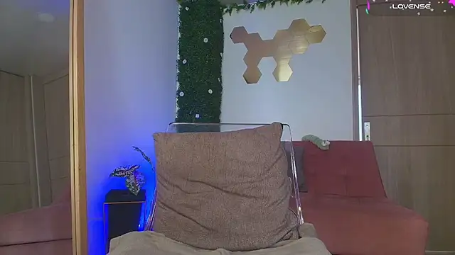 Sairy  online show from April 25, 5:54 pm