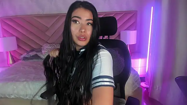 alice kingsley  online show from March 16, 7:51 pm