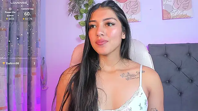 Quiinn bx online show from November 29, 8:35 pm