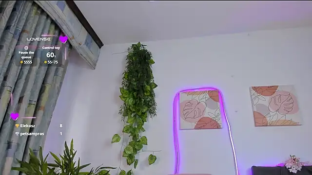 Quiinn bx online show from April 23, 8:11 pm