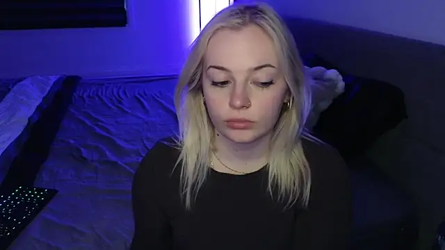 margot robbie7 online show from April 27, 12:08 am