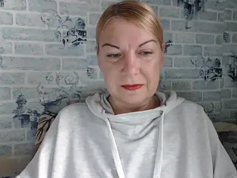 Lillia Ray online show from October 6, 9:48 am