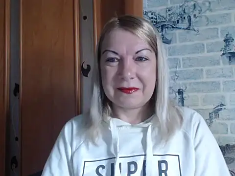 Lillia Ray online show from April 30, 6:18 am