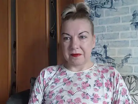 Lillia Ray online show from April 26, 1:42 pm