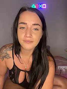 DarkVelvet online show from October 5, 10:04 pm