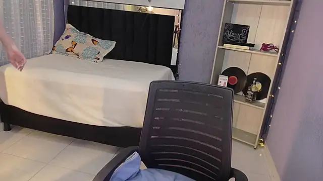 sweet c4ndy online show from February 4, 8:12 pm