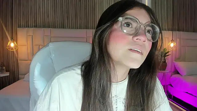 Snapshot of DulceVela_ chatting on September 15, 10:39 pm DulceVela online show from September 15, 10:39 pm