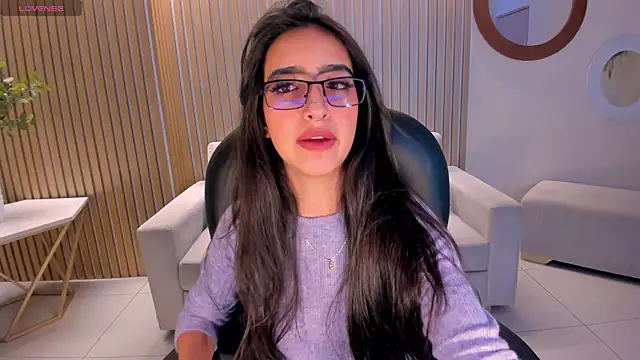 LarisaSmirnov online show from October 24, 5:36 am